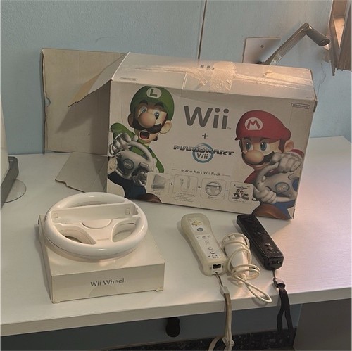 Nintendo wii console - nintendo,