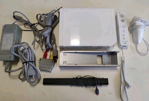 Nintendo wii console con - nintendo,