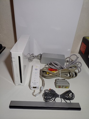 Nintendo wii console - nintendo,